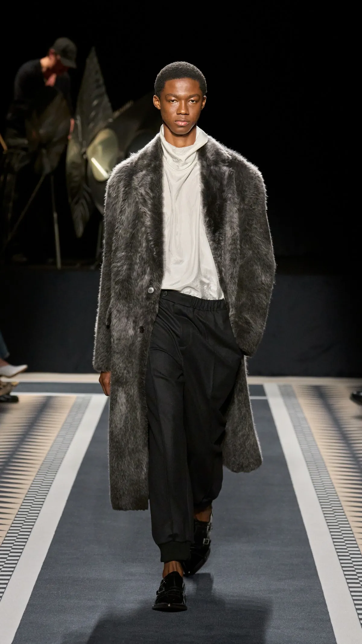 La collection automne 2025 de LANVIN marque le retour triomphal de Peter Copping