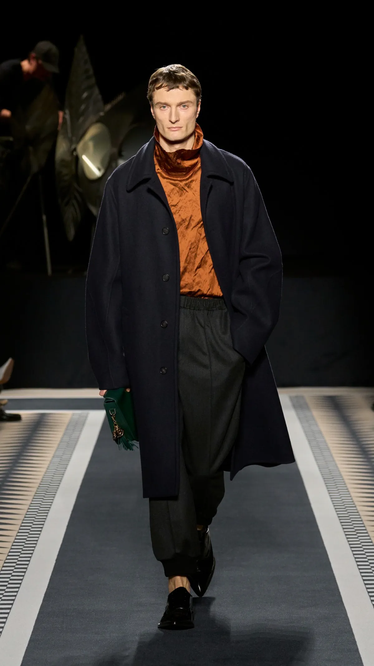 La collection automne 2025 de LANVIN marque le retour triomphal de Peter Copping