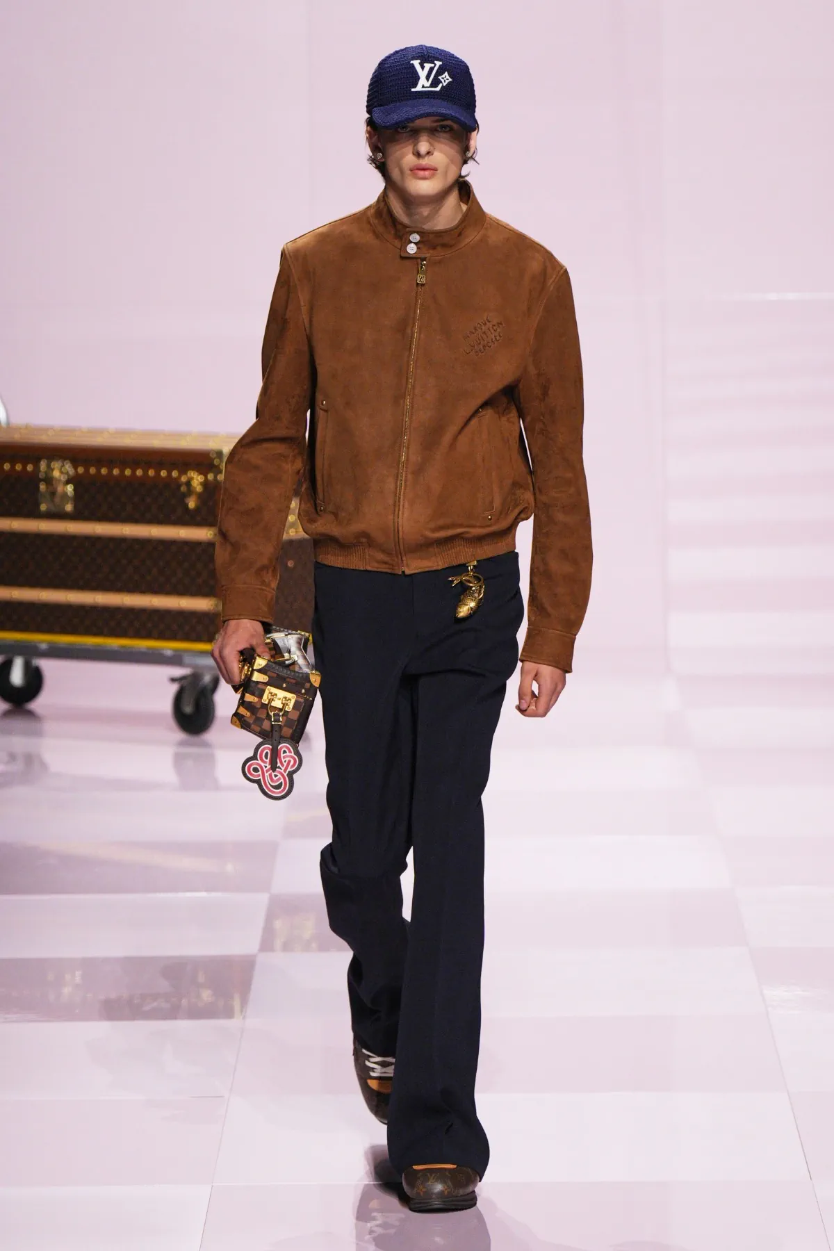 Pour l'automne 2025, Louis Vuitton célèbre célèbre l'amitié durable entre Pharrell Williams et Nigo