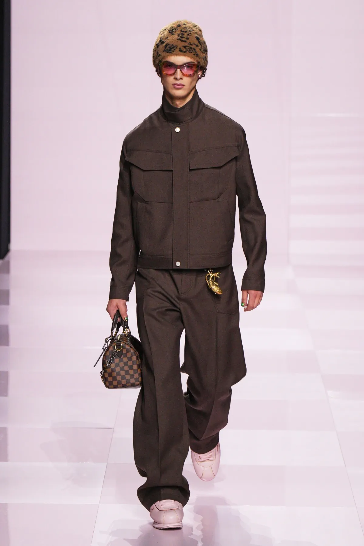 Pour l'automne 2025, Louis Vuitton célèbre célèbre l'amitié durable entre Pharrell Williams et Nigo