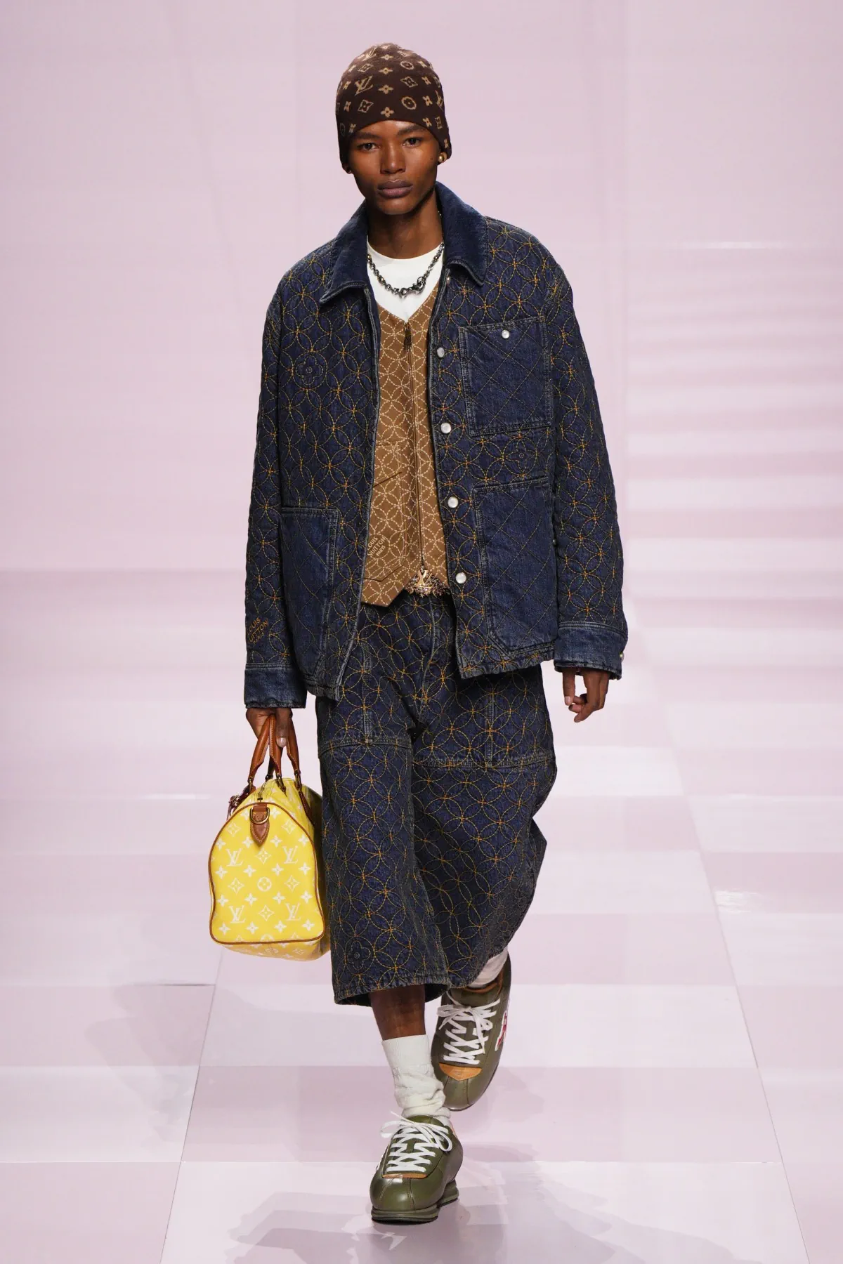 Pour l'automne 2025, Louis Vuitton célèbre célèbre l'amitié durable entre Pharrell Williams et Nigo