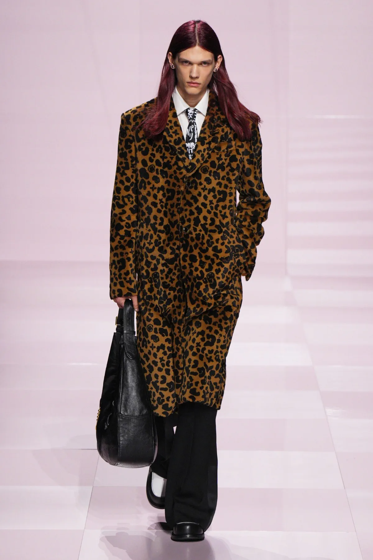 Pour l'automne 2025, Louis Vuitton célèbre célèbre l'amitié durable entre Pharrell Williams et Nigo