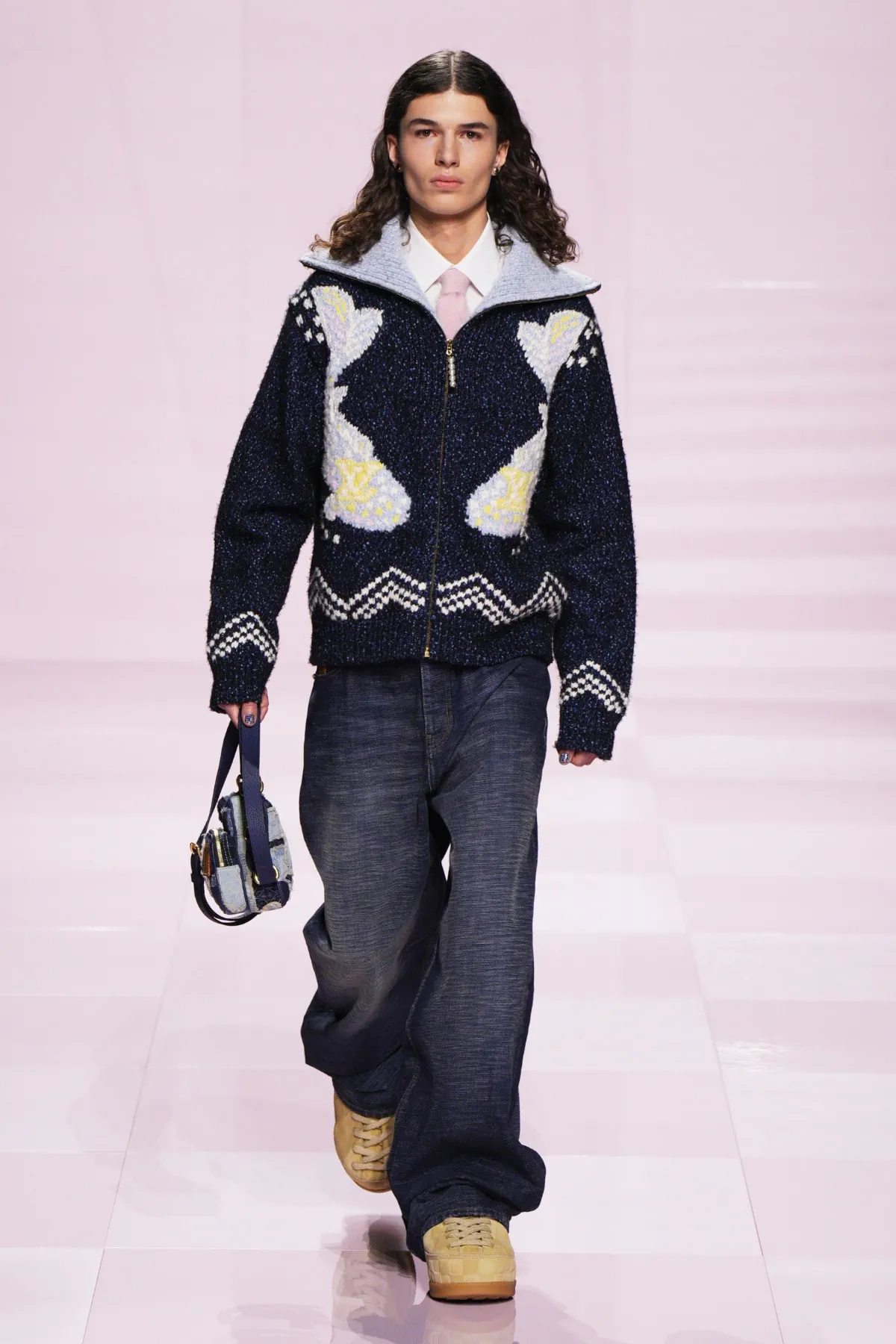 Pour l'automne 2025, Louis Vuitton célèbre célèbre l'amitié durable entre Pharrell Williams et Nigo
