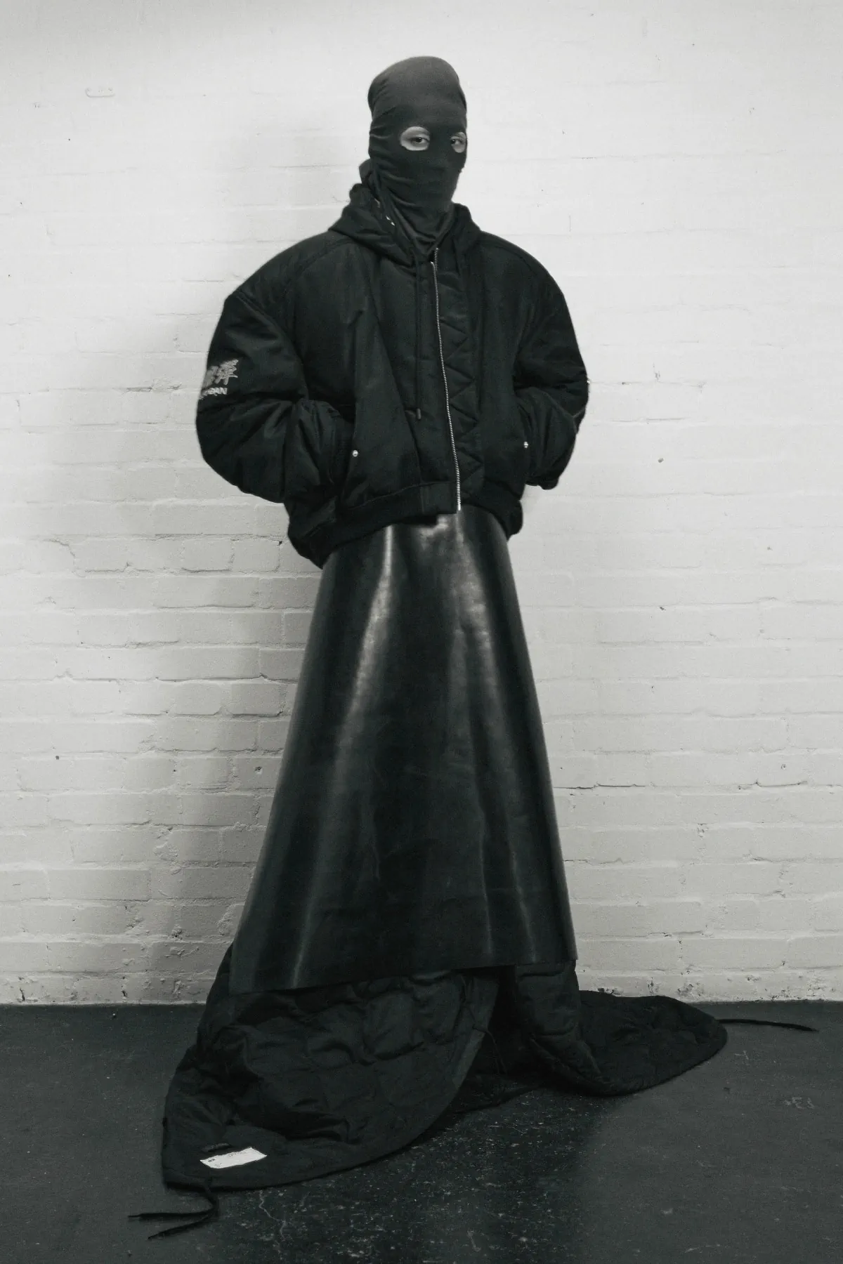 LUU DAN embrasse la rébellion avec une puissance brute et un but précis à l'automne 2025