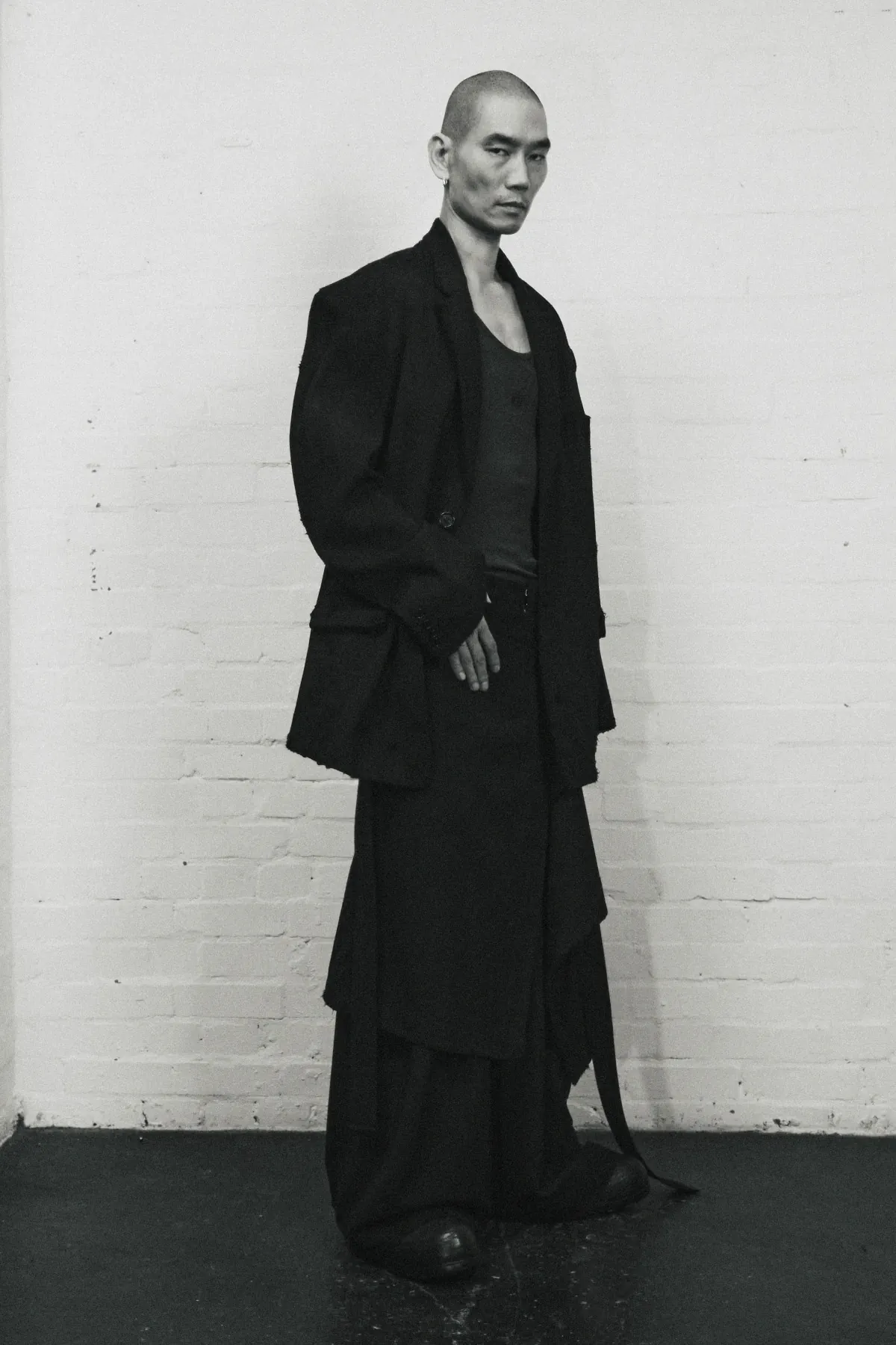 LUU DAN embrasse la rébellion avec une puissance brute et un but précis à l'automne 2025