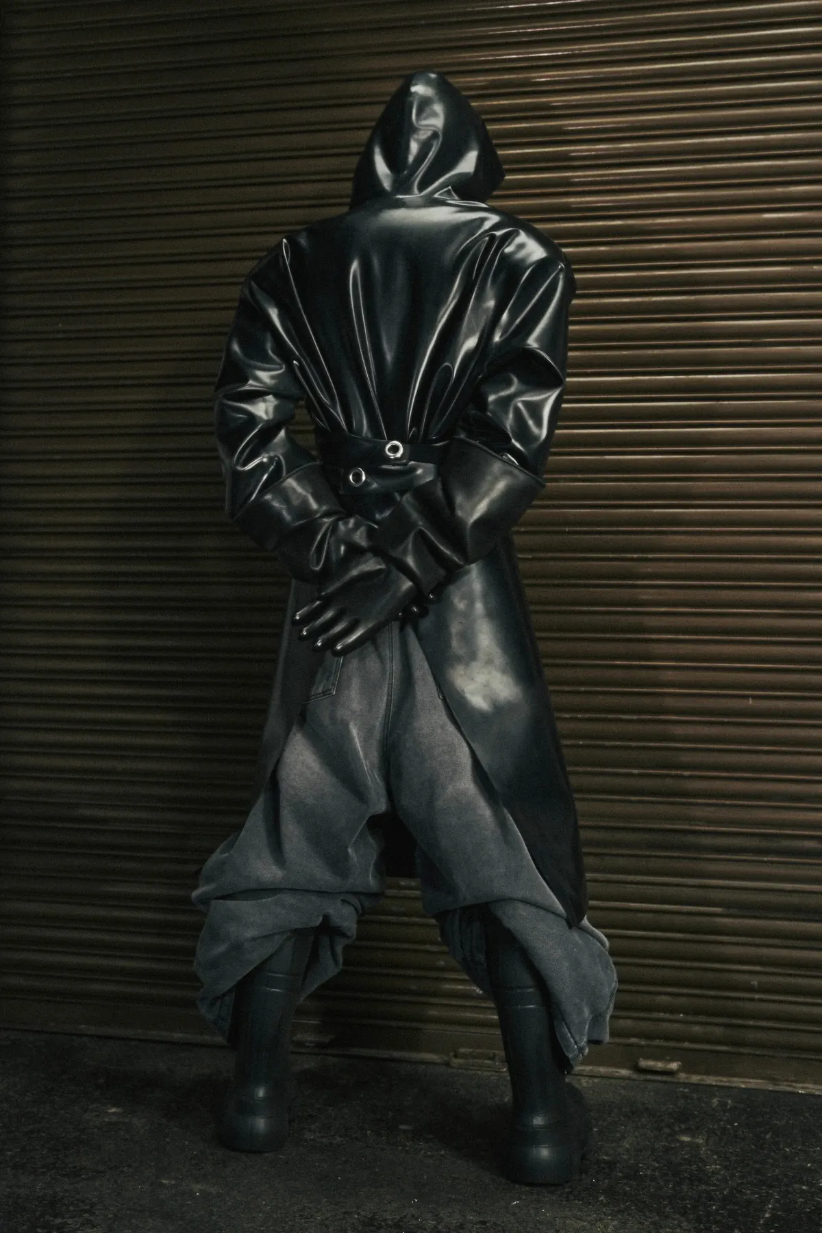 LUU DAN embrasse la rébellion avec une puissance brute et un but précis à l'automne 2025