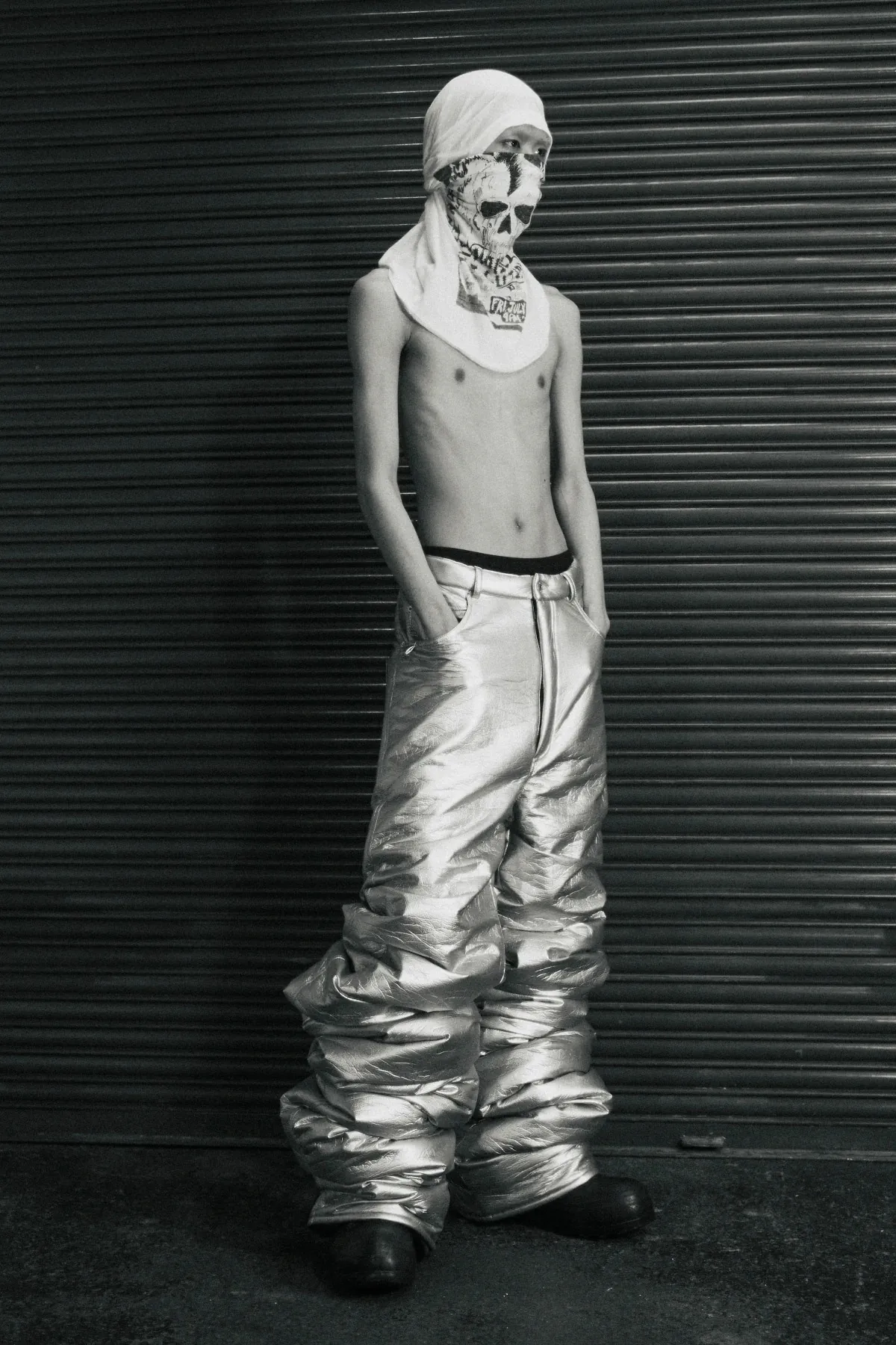 LUU DAN embrasse la rébellion avec une puissance brute et un but précis à l'automne 2025