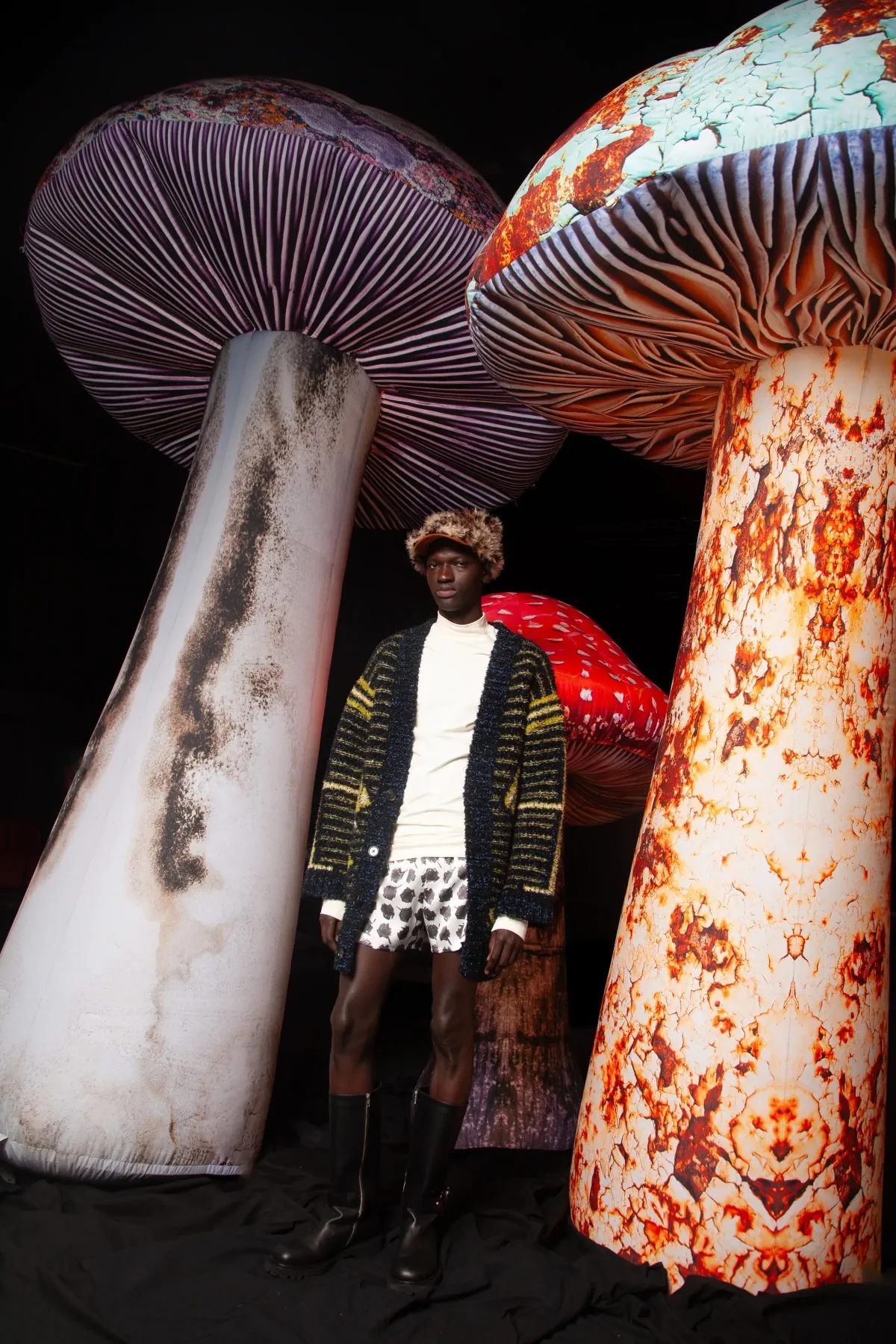 La collection MGSM automne 2025 adopte un réalisme grunge pour une nouvelle génération