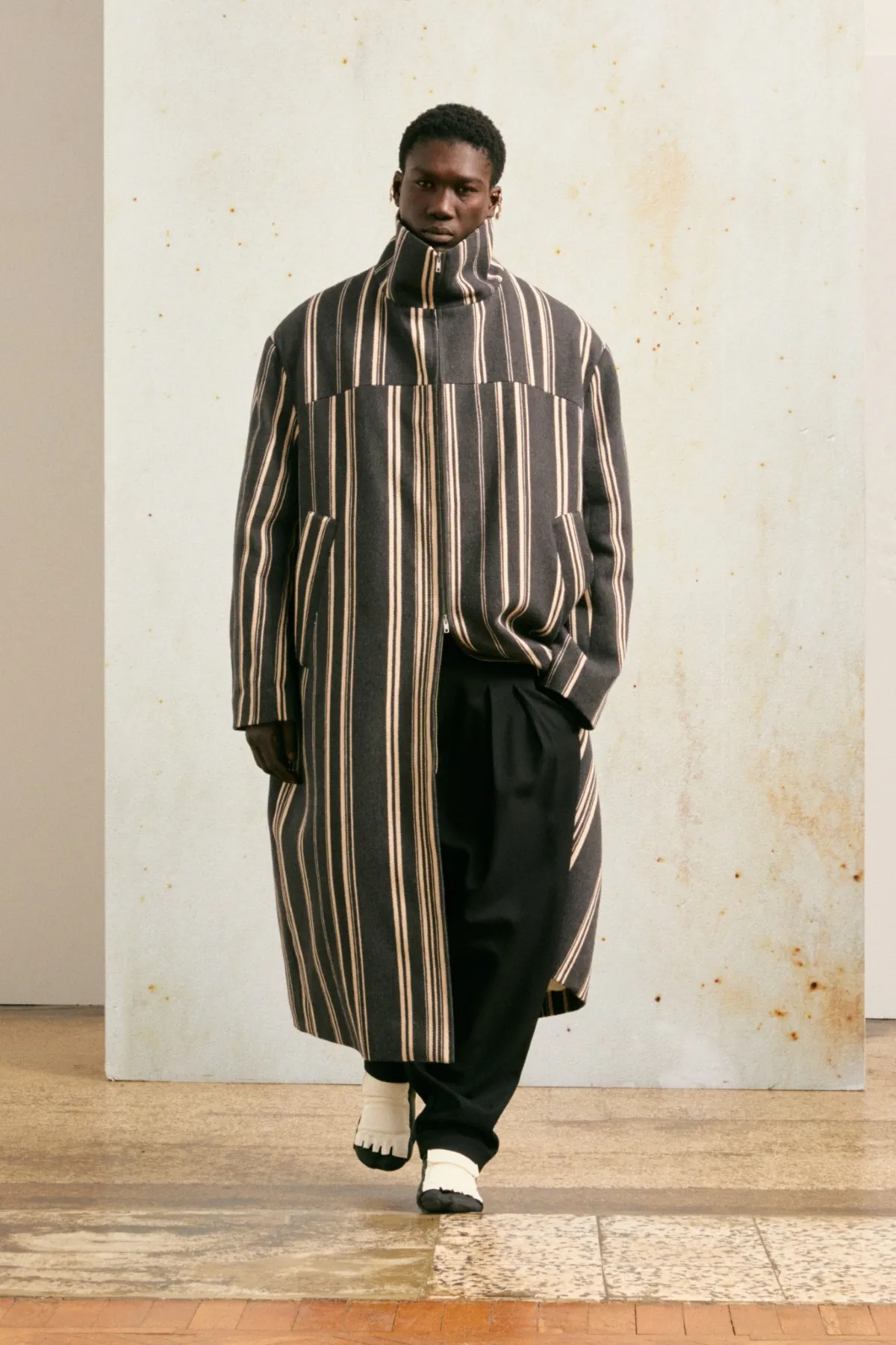 La collection Mordecai automne 2025 célèbre l'adaptabilité humaine et l'inspiration mondiale