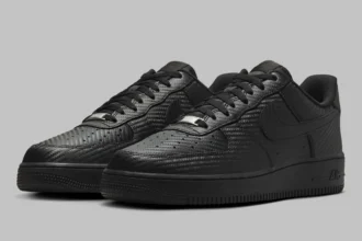 La Nike Air Force 1 Low « Black Carbon Fiber » réinvente le classique avec une touche de robustesse