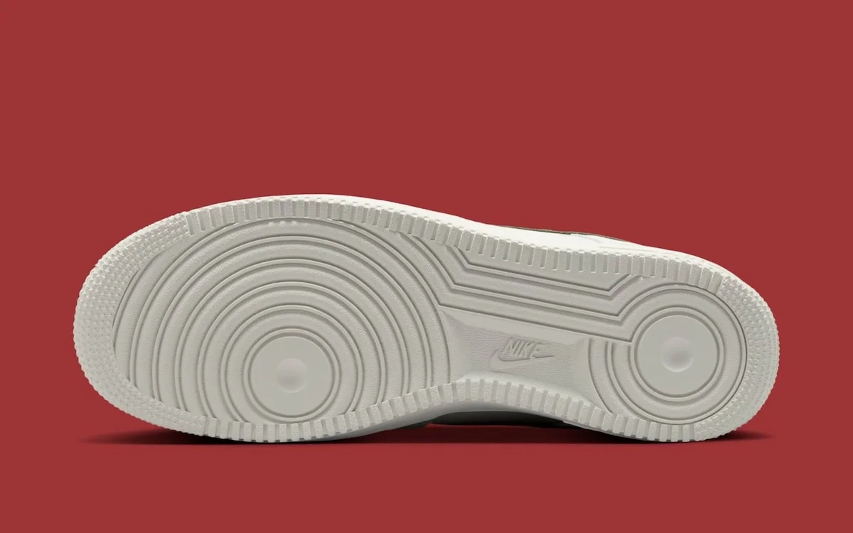 Nike dévoile une Air Force 1 Low « Year of the Snake » saisissante pour le Nouvel An lunaire
