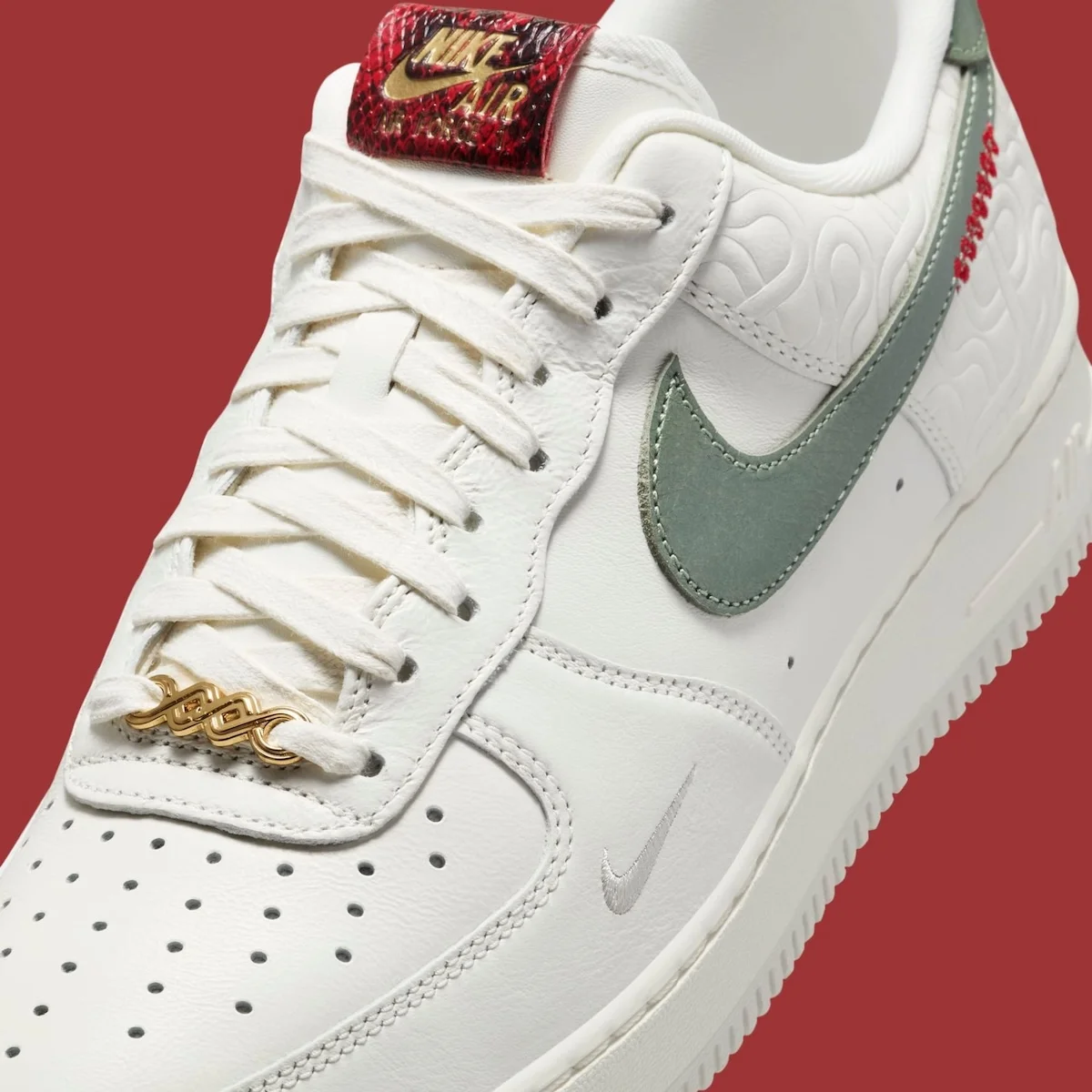 Nike dévoile une Air Force 1 Low « Year of the Snake » saisissante pour le Nouvel An lunaire
