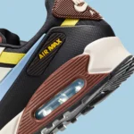 La Nike Air Max 90 Drift « Eclectic Light Blue/Brown », une bouffée d'air frais