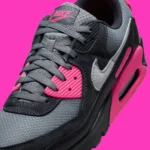 La Nike Air Max 90 « Hyper Pink » allie un style audacieux à un objectif précis