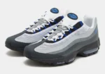 La Nike Air Max 95 « Ultra Royal » célèbre la silhouette emblématique en y apportant une touche moderne