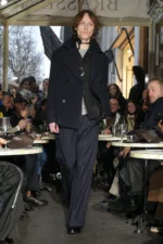 Officine Generale Fall Winter 2025 Paris Fashion Week 1 Pour la collection automne 2025 d'Officine Générale, Pierre Mahéo marie le style intemporel à l'authenticité parisienne