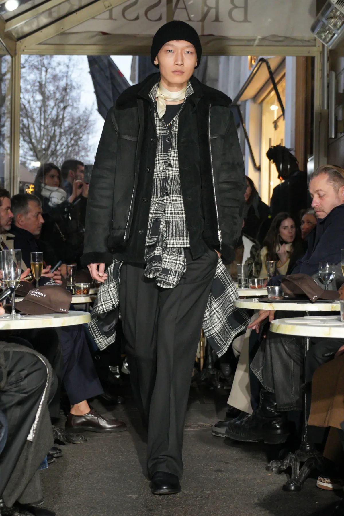 Pour la collection automne 2025 d'Officine Générale, Pierre Mahéo marie le style intemporel à l'authenticité parisienne