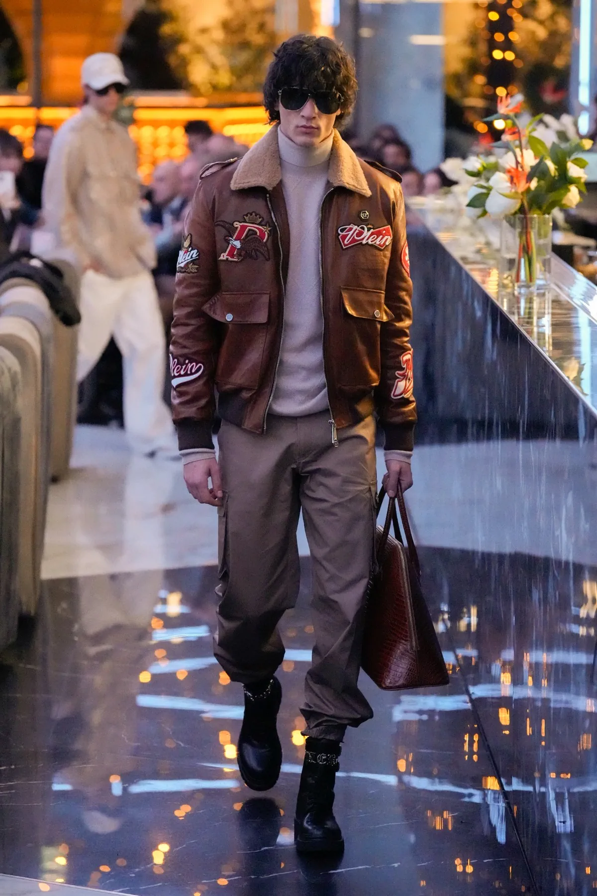 La collection masculine Philipp Plein automne 2025 allie glamour et facilité de portage à Milan