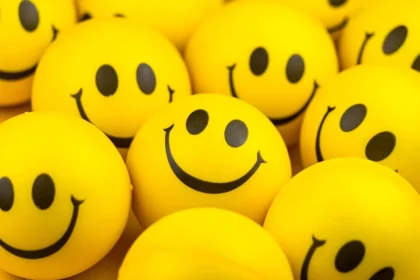 Quelques astuces simples de stimuler votre bonheur, étayés par la science