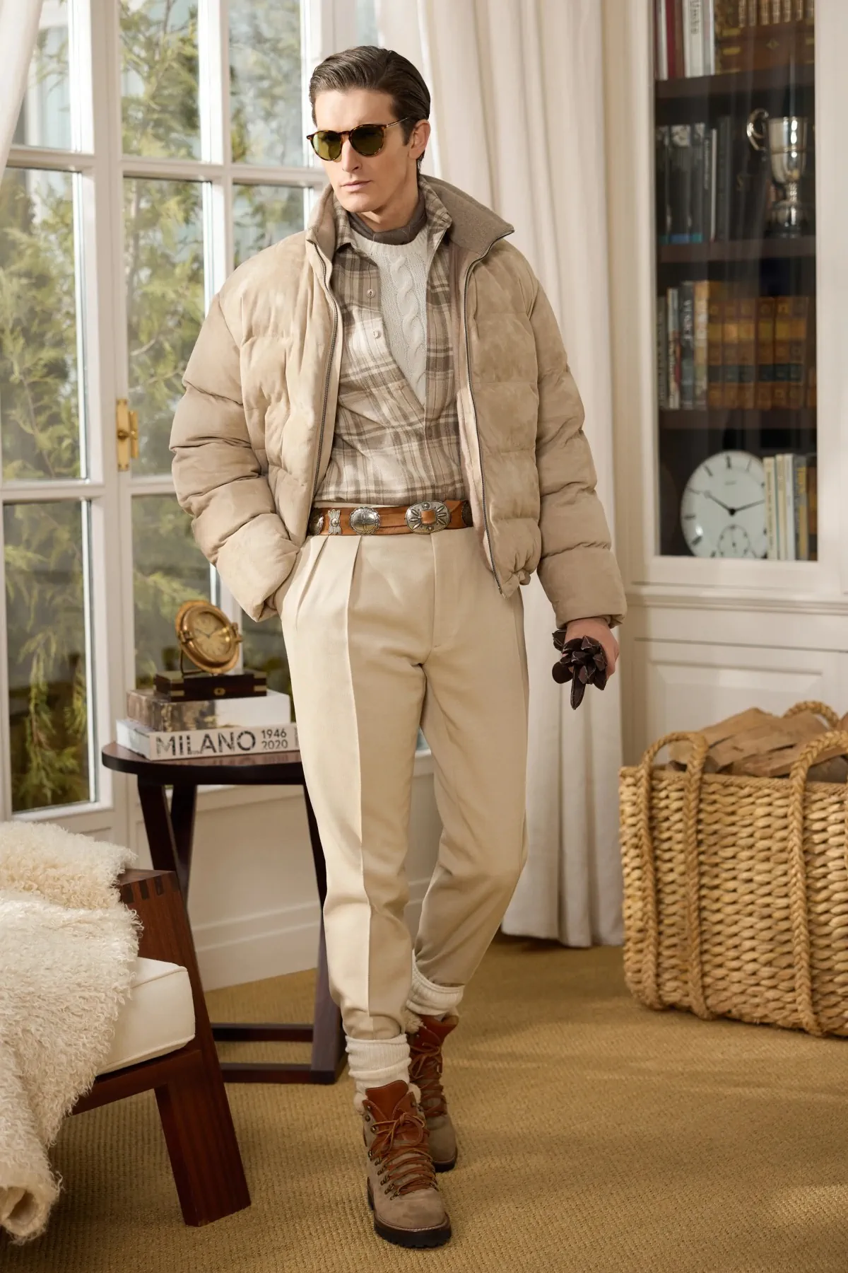 La collection Automne 2025 de Ralph Lauren Purple Label apporte l'élégance rustique sur les pistes et au-delà