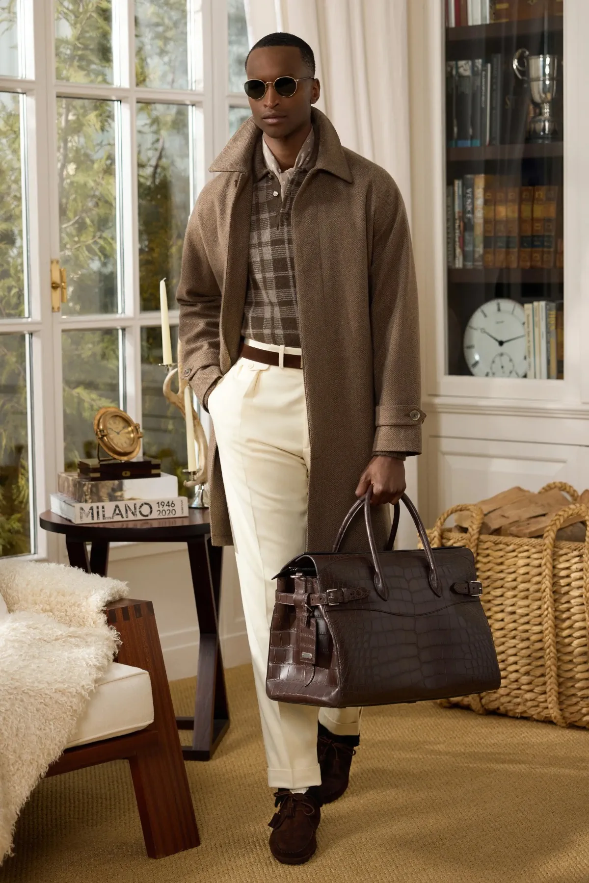 La collection Automne 2025 de Ralph Lauren Purple Label apporte l'élégance rustique sur les pistes et au-delà