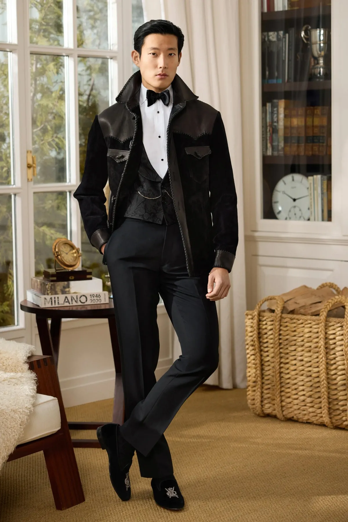 La collection Automne 2025 de Ralph Lauren Purple Label apporte l'élégance rustique sur les pistes et au-delà