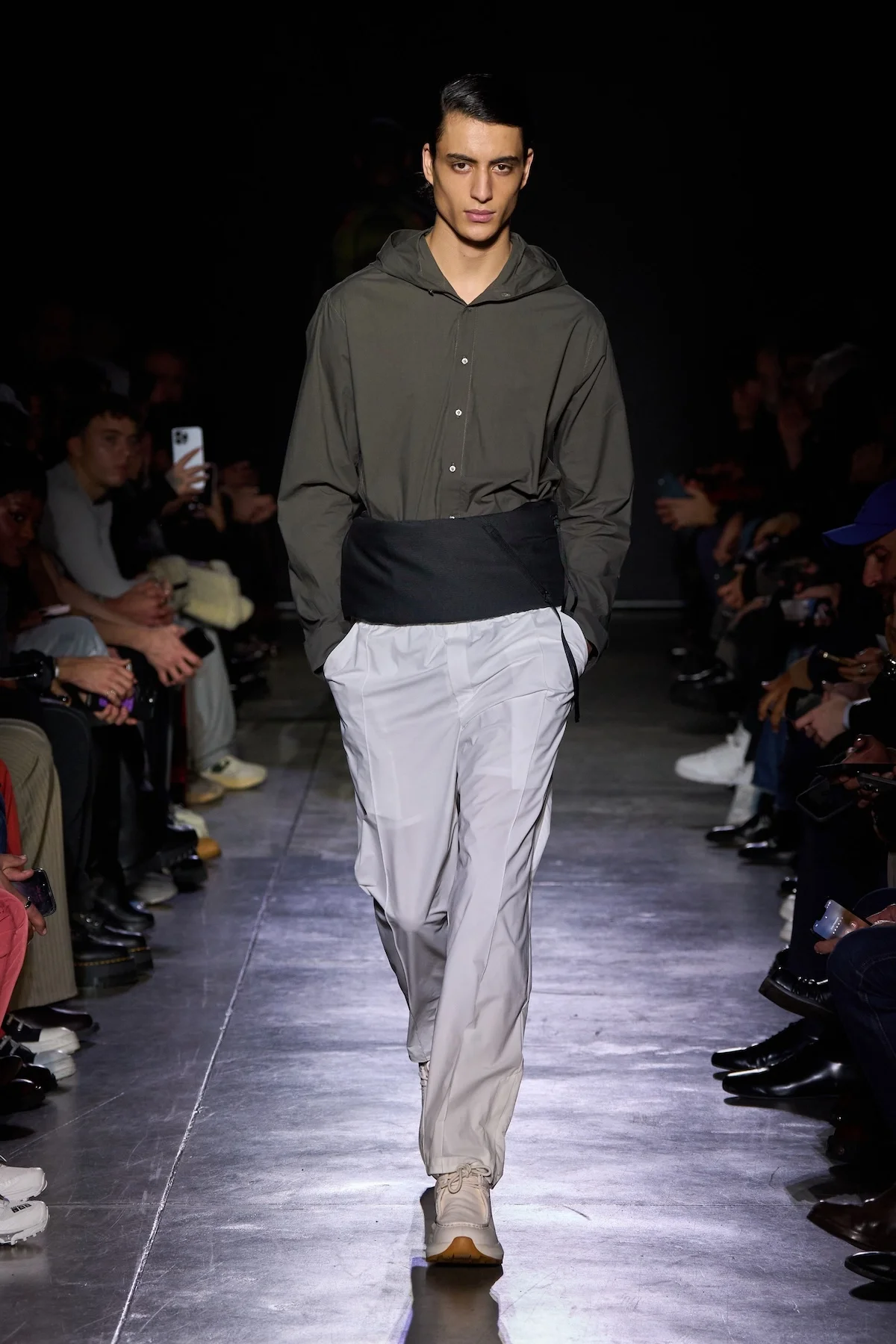 La collection automne 2025 pour hommes de Saul Nash met l'accent sur le mouvement et la transformation