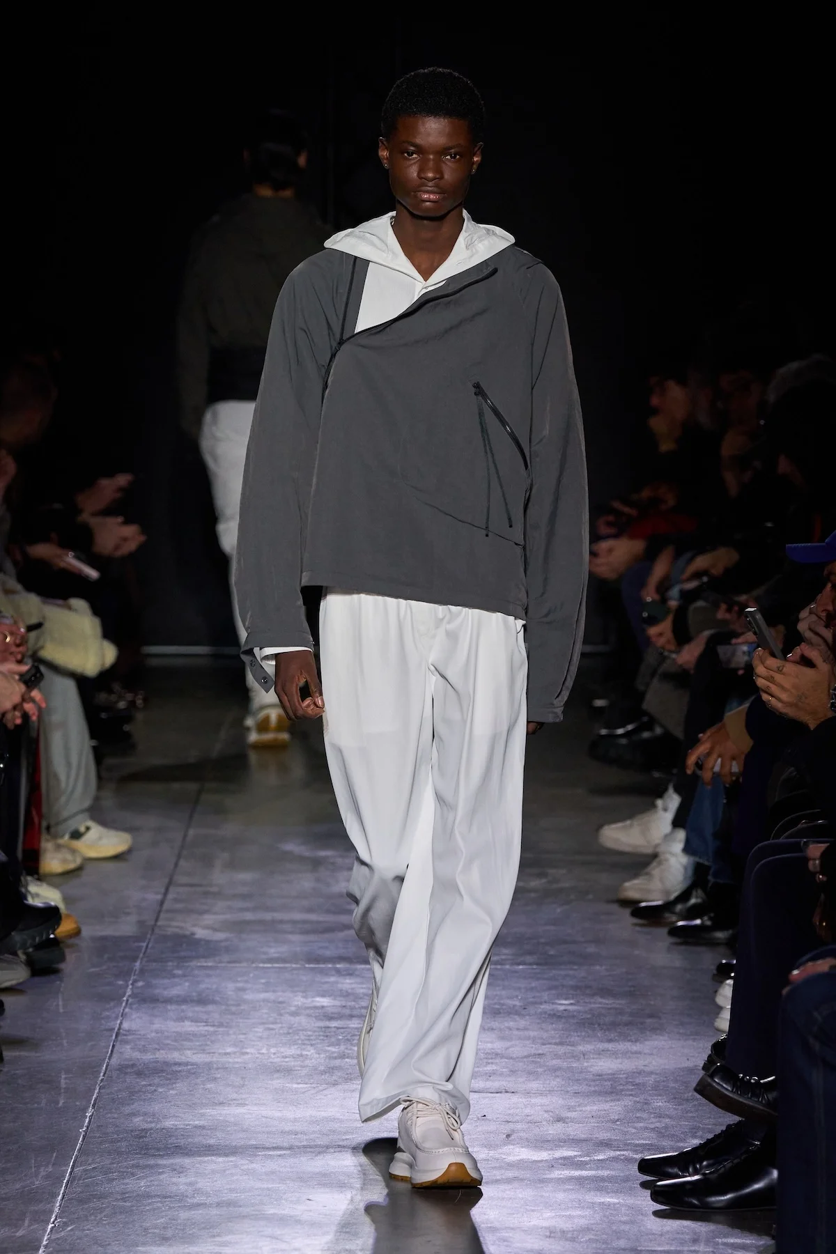 La collection automne 2025 pour hommes de Saul Nash met l'accent sur le mouvement et la transformation