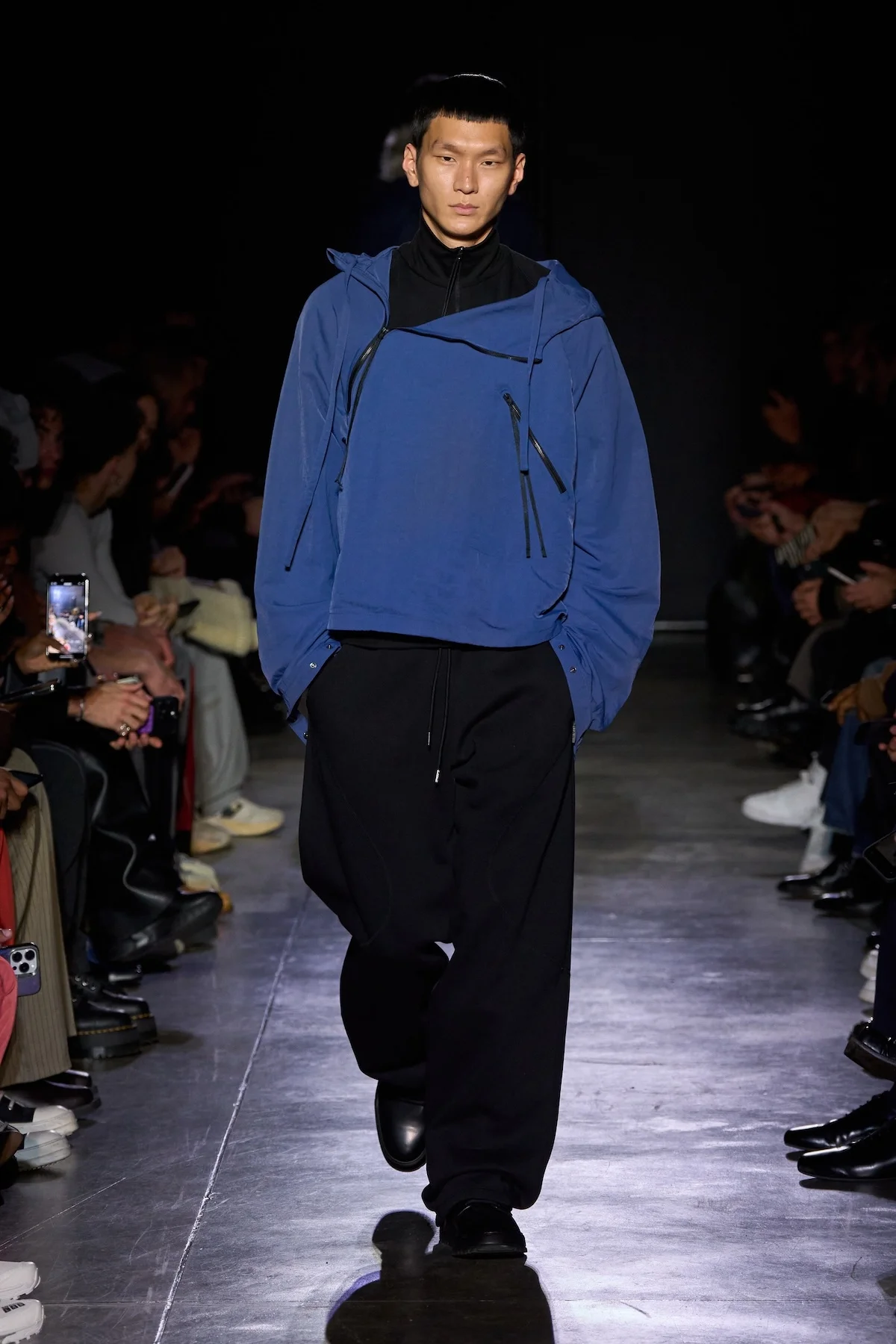 La collection automne 2025 pour hommes de Saul Nash met l'accent sur le mouvement et la transformation