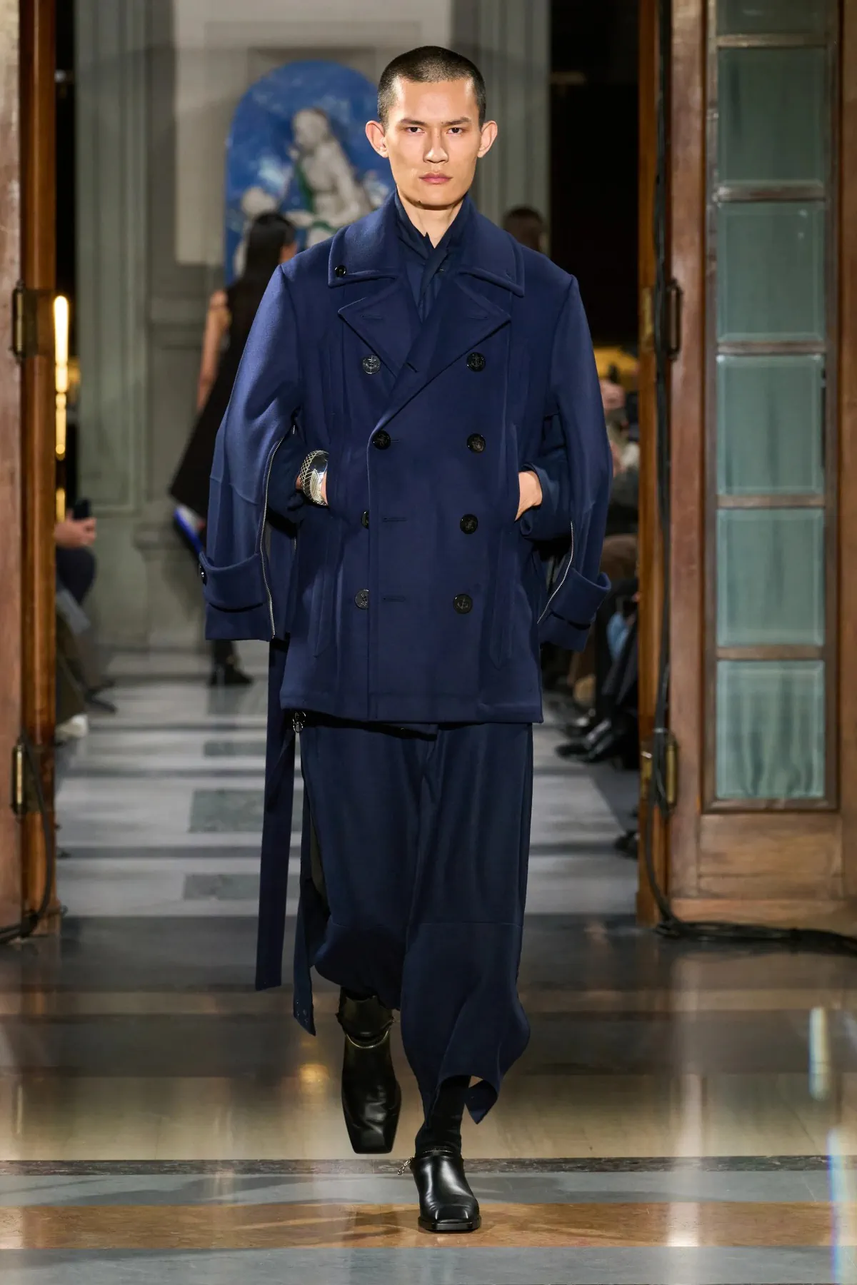 La collection Setchu Automne 2025 redéfinit l'utilité sartoriale en fusionnant l'Orient et l'Occident