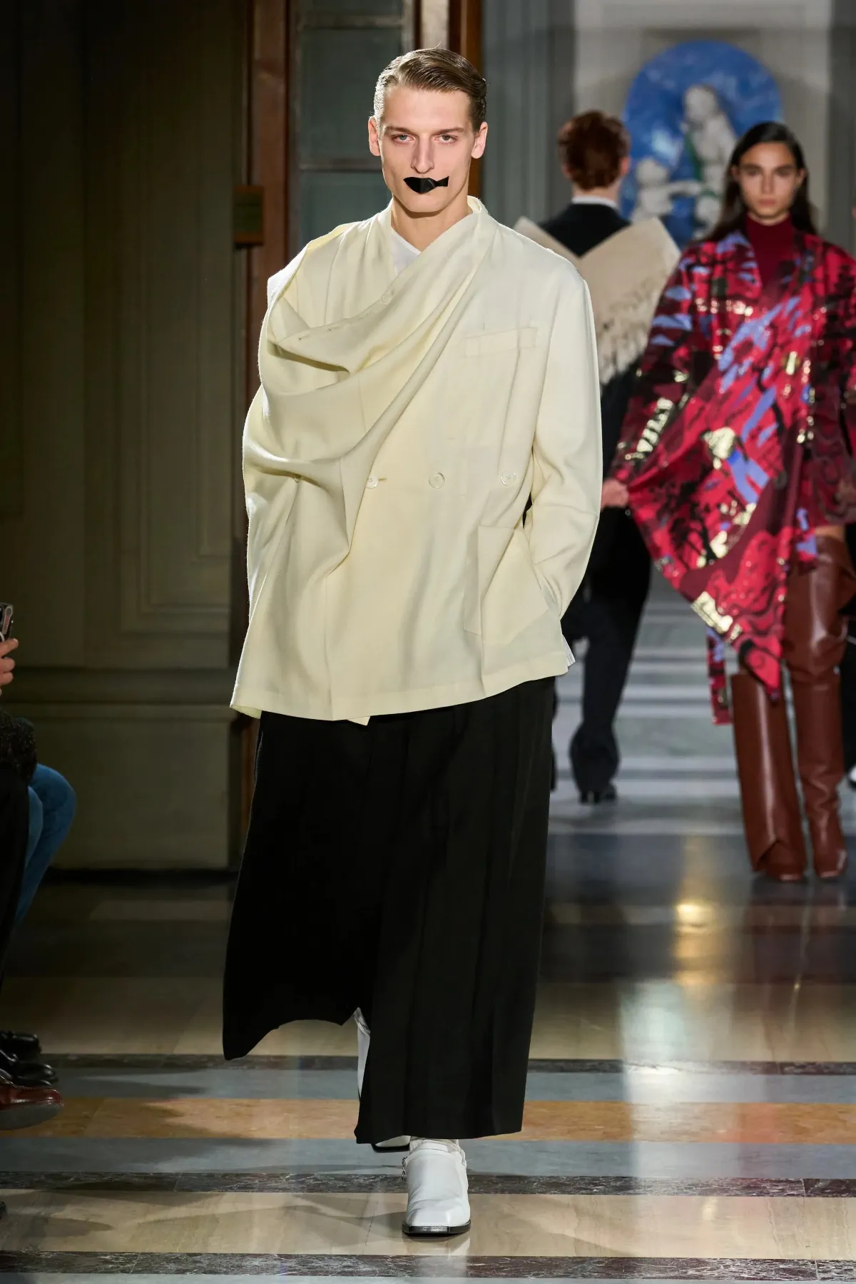 La collection Setchu Automne 2025 redéfinit l'utilité sartoriale en fusionnant l'Orient et l'Occident
