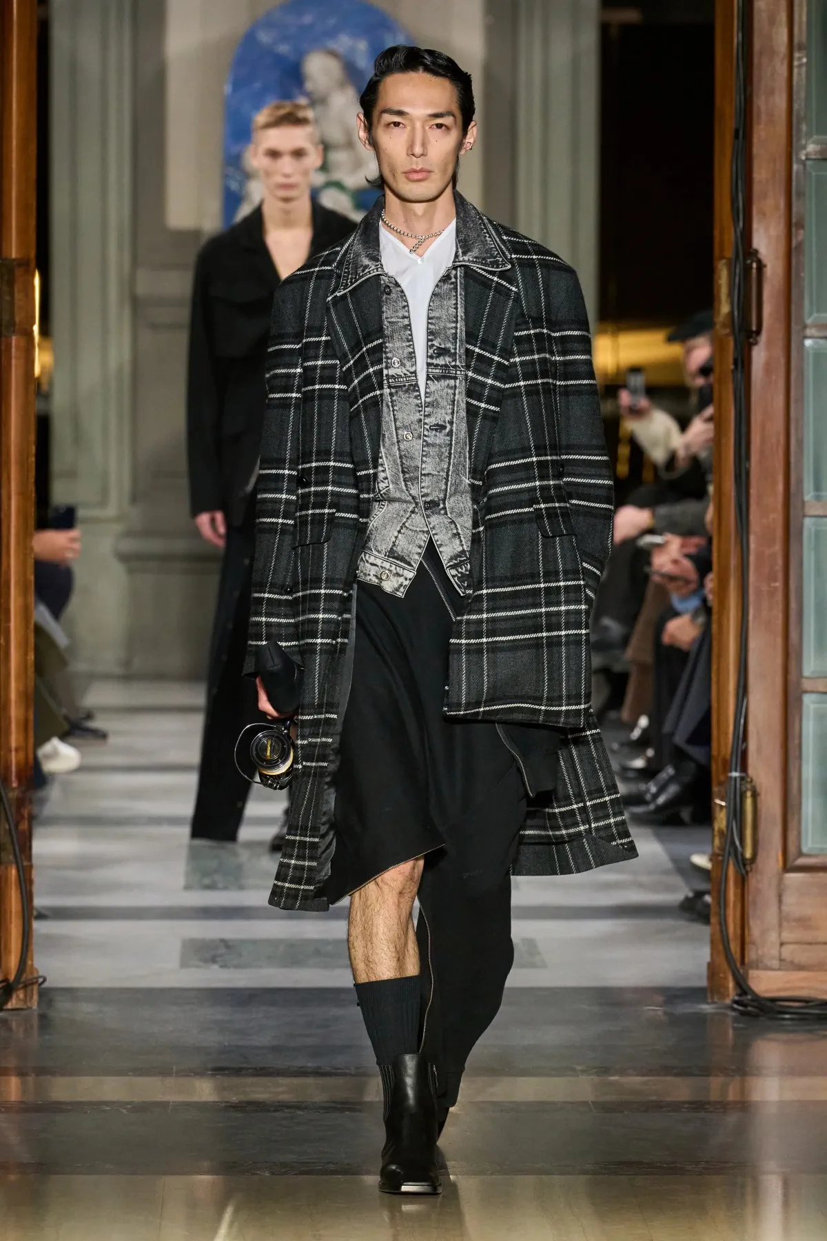 La collection Setchu Automne 2025 redéfinit l'utilité sartoriale en fusionnant l'Orient et l'Occident