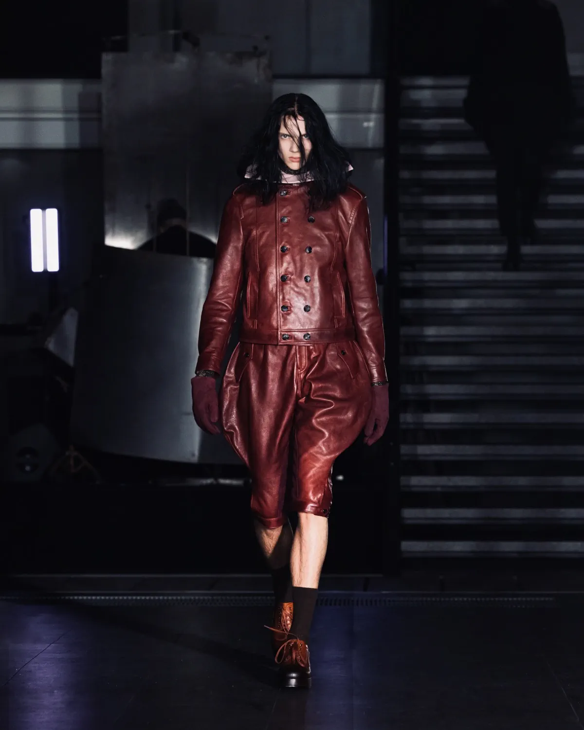 SONGZIO redéfinit l'élégance baroque avec une collection masculine d'avant-garde pour l'automne 2025