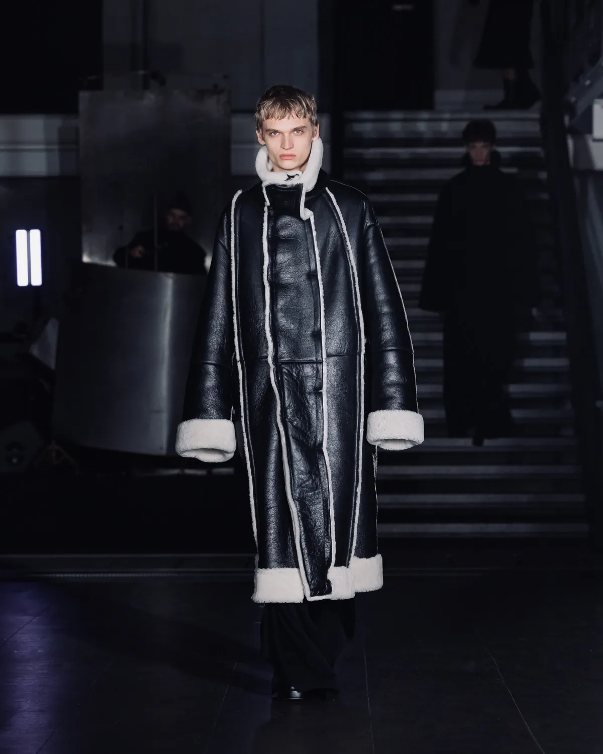 SONGZIO redéfinit l'élégance baroque avec une collection masculine d'avant-garde pour l'automne 2025
