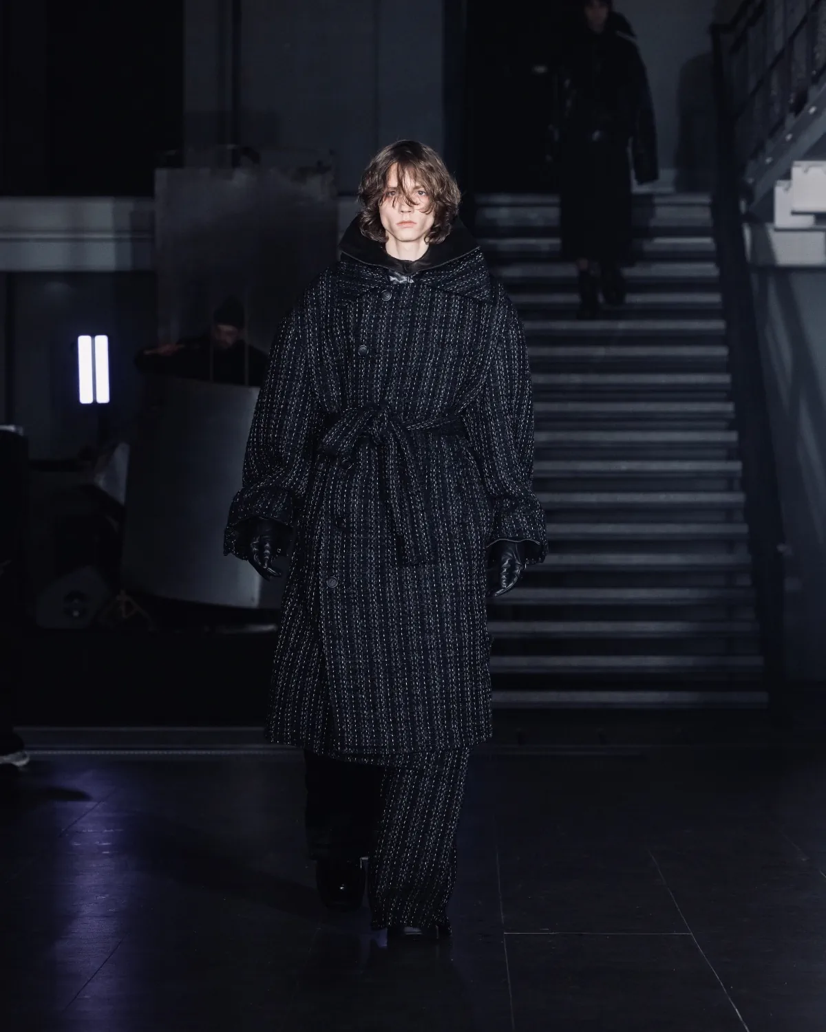 SONGZIO redéfinit l'élégance baroque avec une collection masculine d'avant-garde pour l'automne 2025