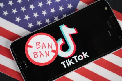 Trump demande à la Cour suprême de suspendre l'interdiction de TikTok en vue d'une négociation