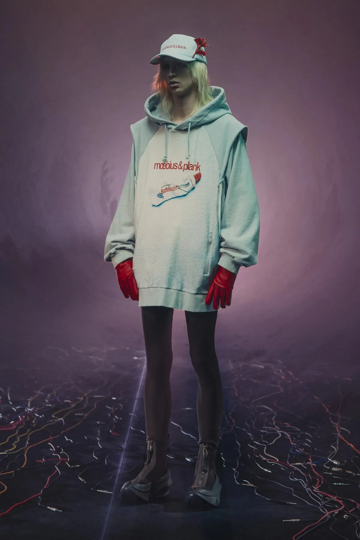 Collection automne 2025 d’UNDERCOVER : Quand le rock électrique rencontre le fantastique !