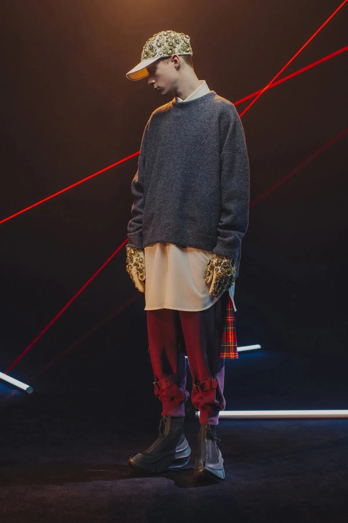 Collection automne 2025 d’UNDERCOVER : Quand le rock électrique rencontre le fantastique !