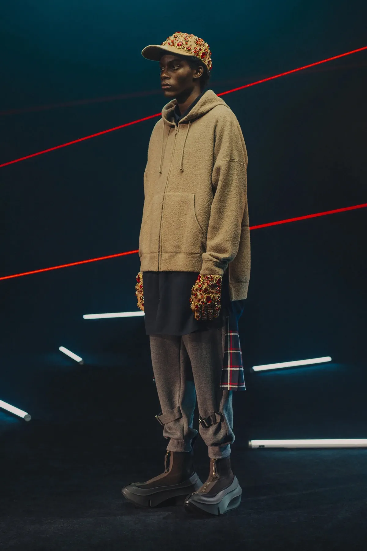 Collection automne 2025 d’UNDERCOVER : Quand le rock électrique rencontre le fantastique !