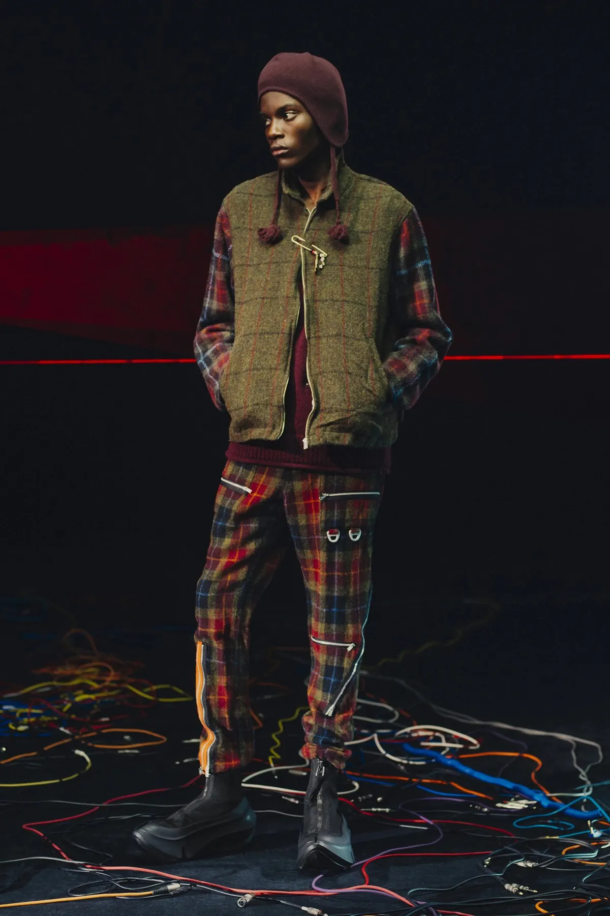 Collection automne 2025 d’UNDERCOVER : Quand le rock électrique rencontre le fantastique !