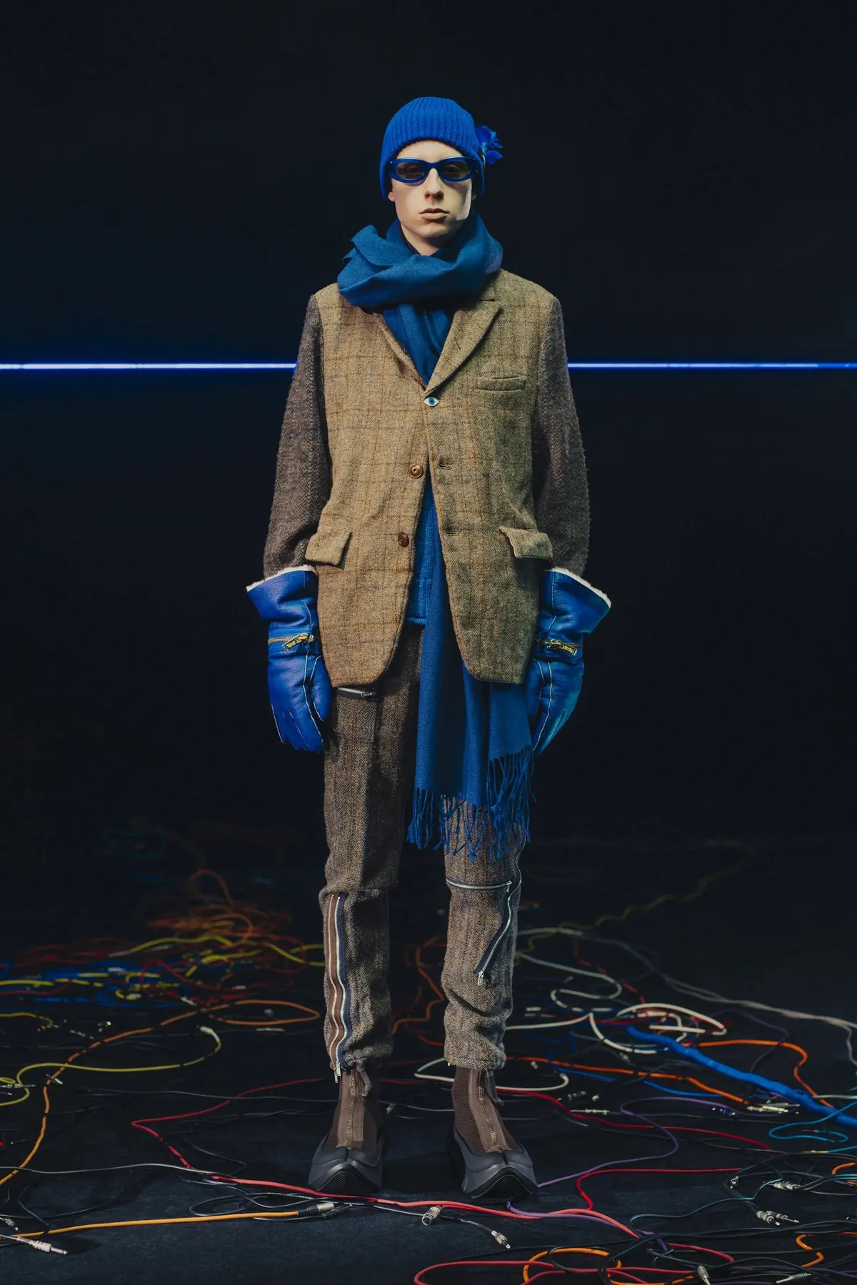 Collection automne 2025 d’UNDERCOVER : Quand le rock électrique rencontre le fantastique !