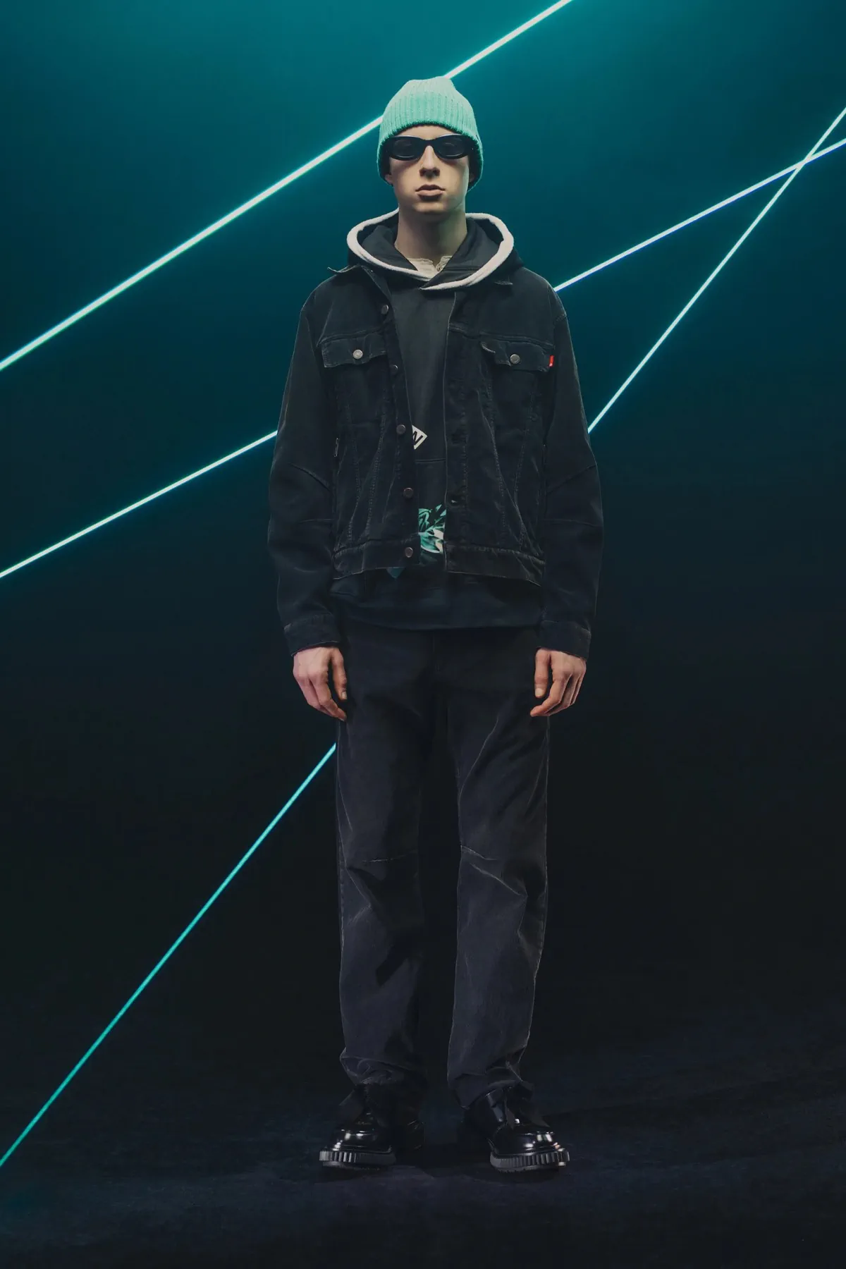 Collection automne 2025 d’UNDERCOVER : Quand le rock électrique rencontre le fantastique !