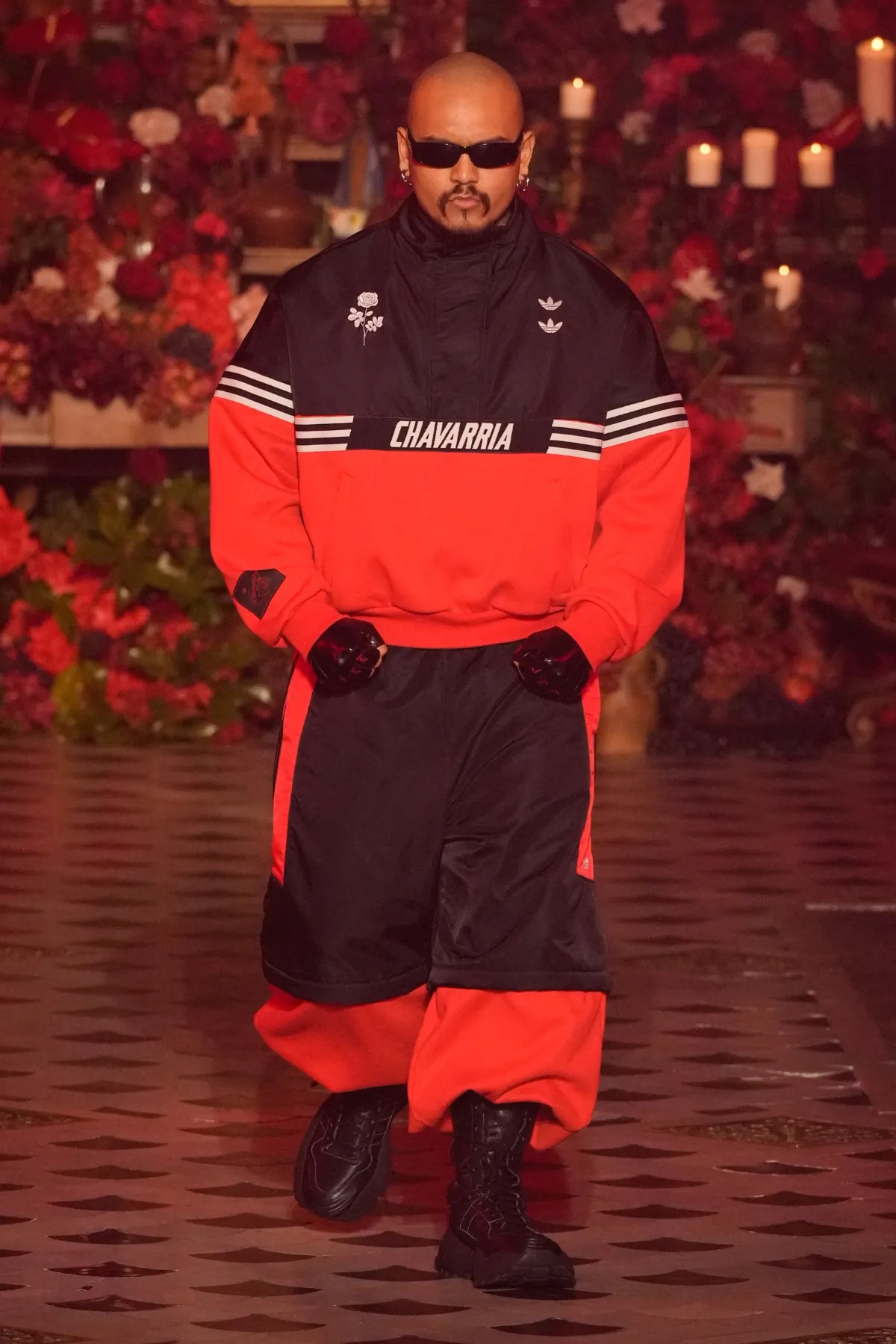 Willy Chavarria célèbre une décennie avec un défilé automne 2025 lumineux à Paris