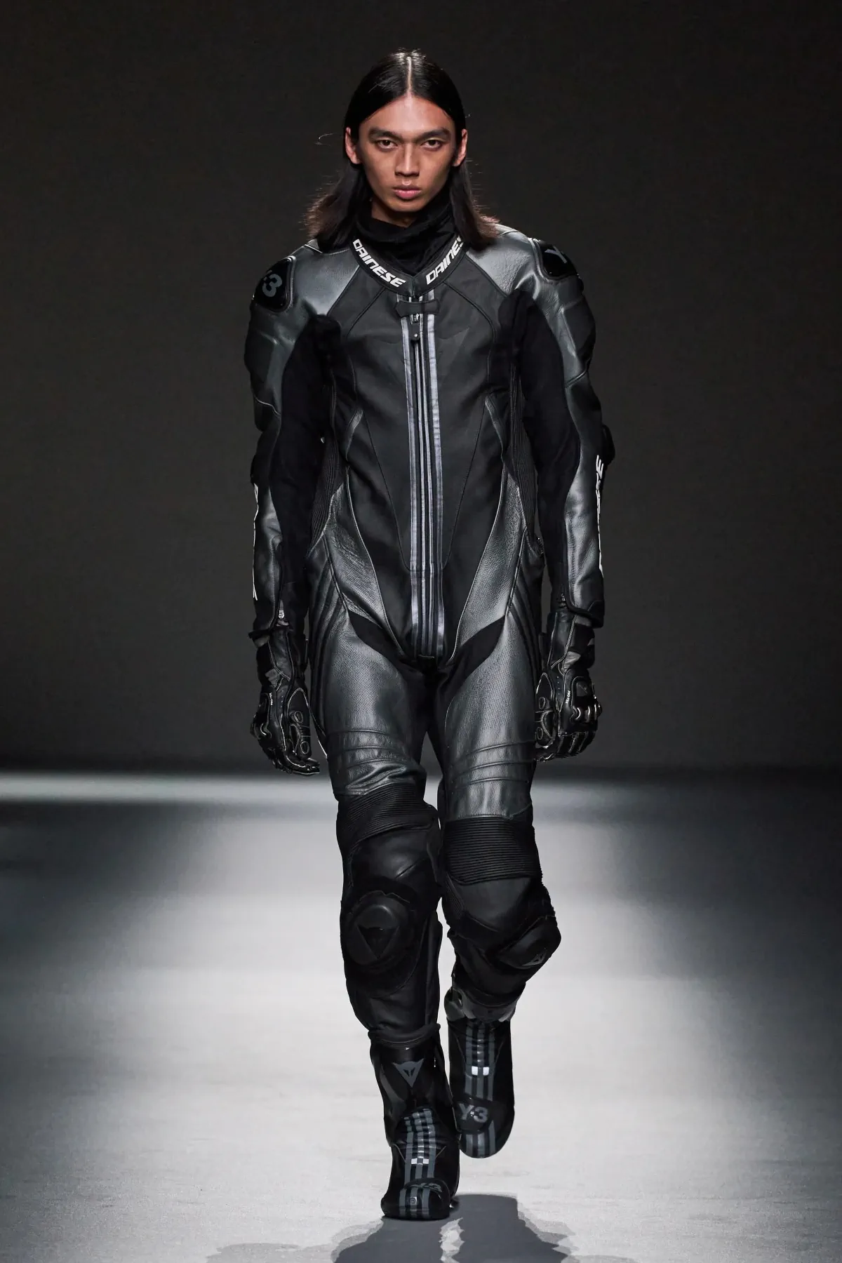 Y-3 repousse les limites de l'athlétisme pour l'automne 2025