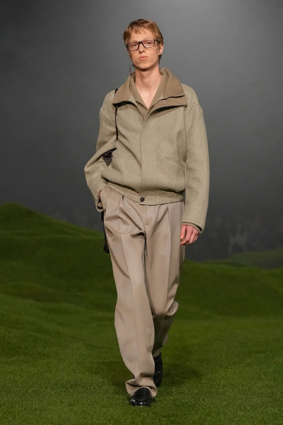 La collection ZEGNA Automne 2025 redéfinit les classiques de la mode masculine avec une touche de modernité