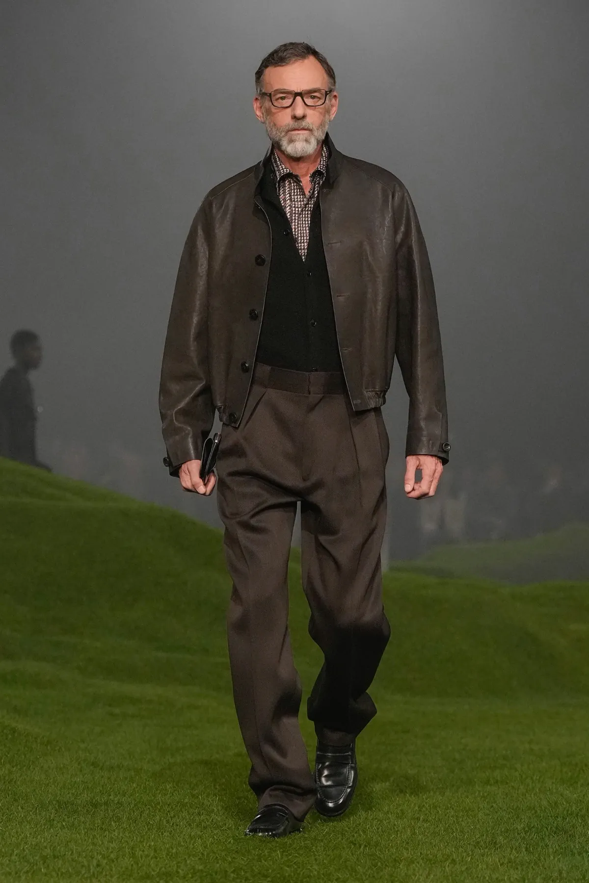 La collection ZEGNA Automne 2025 redéfinit les classiques de la mode masculine avec une touche de modernité