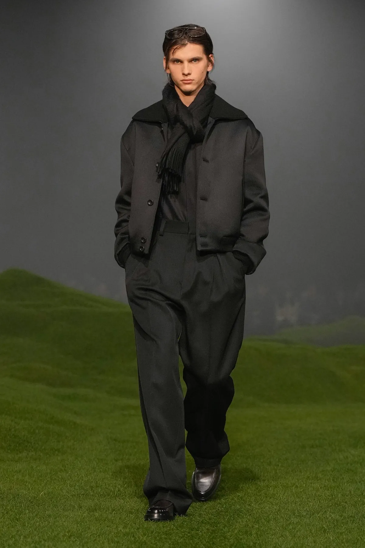 La collection ZEGNA Automne 2025 redéfinit les classiques de la mode masculine avec une touche de modernité