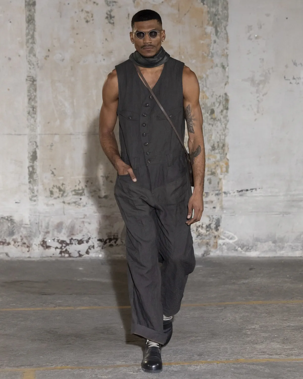 La collection automne 2025 de ZIGGY CHEN alterne réflexion tranquille et fluidité urbaine