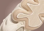 La Crazy 8 Low « Newport Beach » d'adidas rend hommage à la Californie du Sud avec des teintes sablonneuses