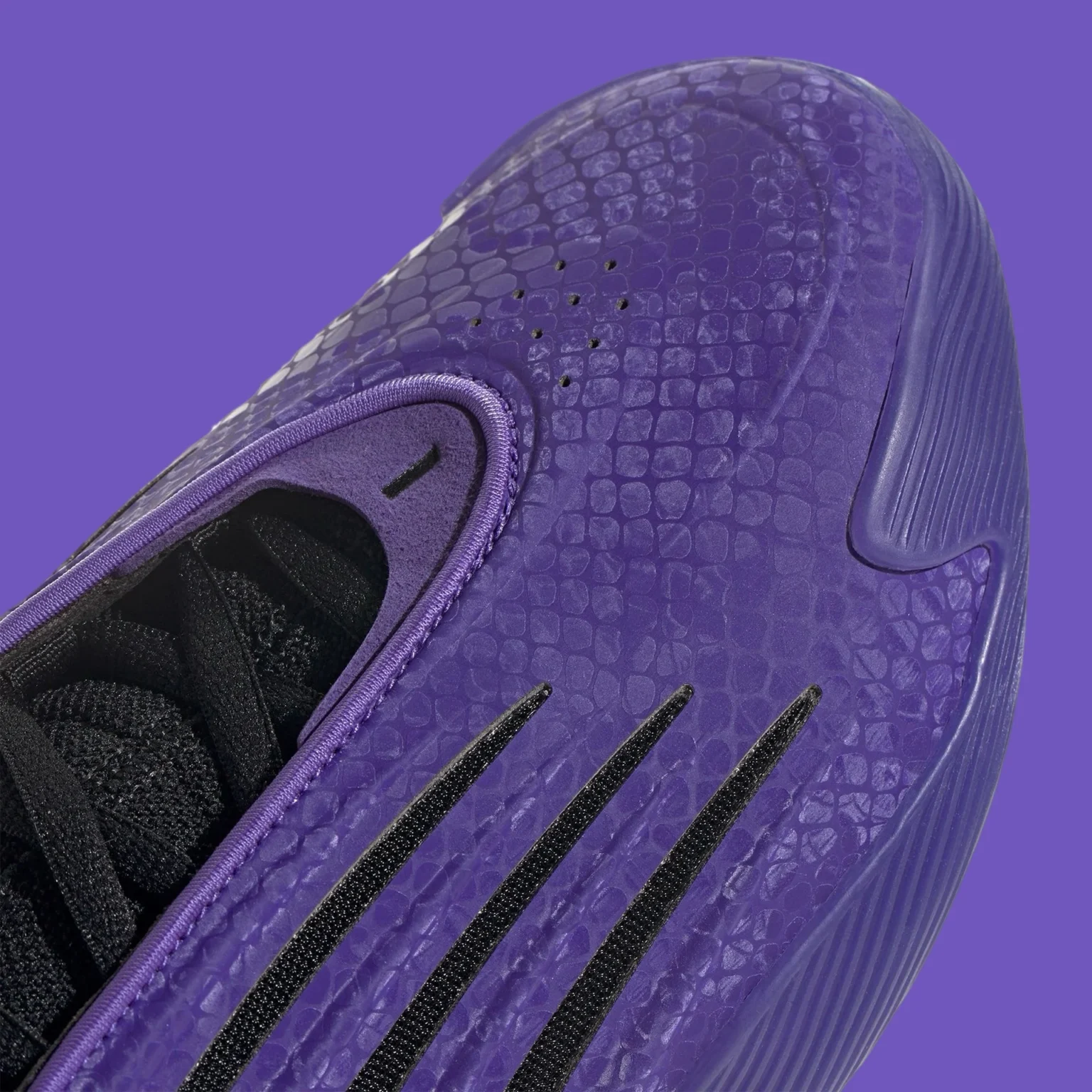 La adidas Harden Vol 9 « Year Of The Snake » célèbre le Nouvel An lunaire et James Harden